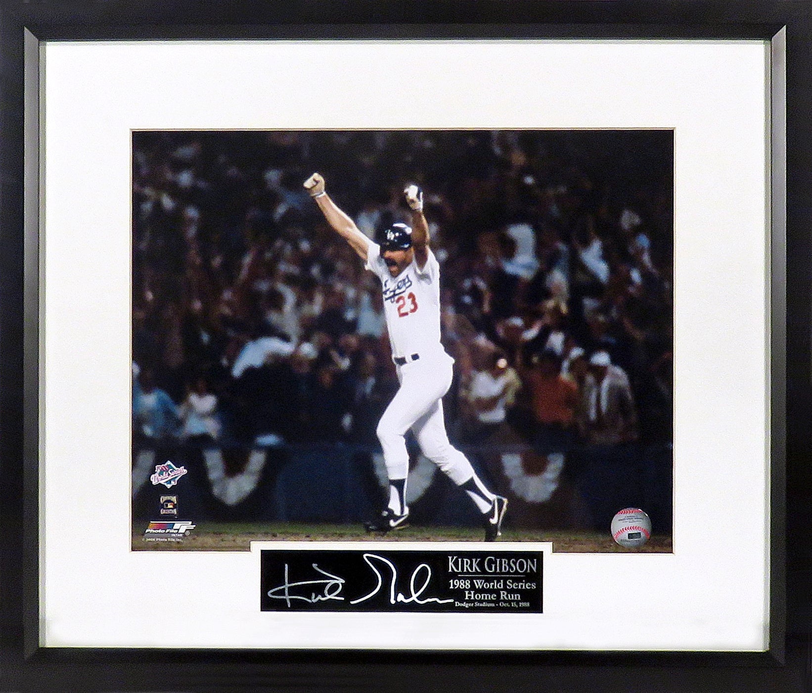 Los Angeles Dodgers Kirk Gibson Walk-Off HR Framed Photograph (Engraved  Series)